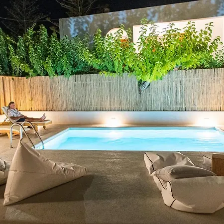 Kostantakis Pool House