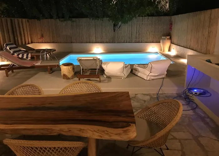 Kostantakis Pool House *