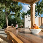 Kostantakis Pool House *