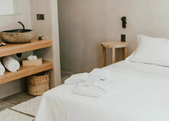 Kostantakis Pool House * Pollonia