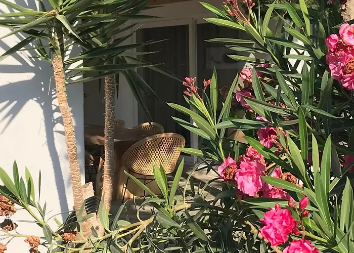 Lägenhet Kostantakis Pool House *