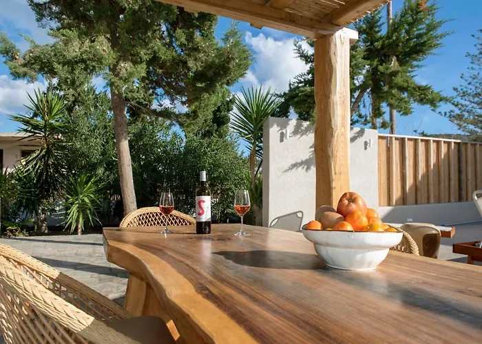 Kostantakis Pool House *